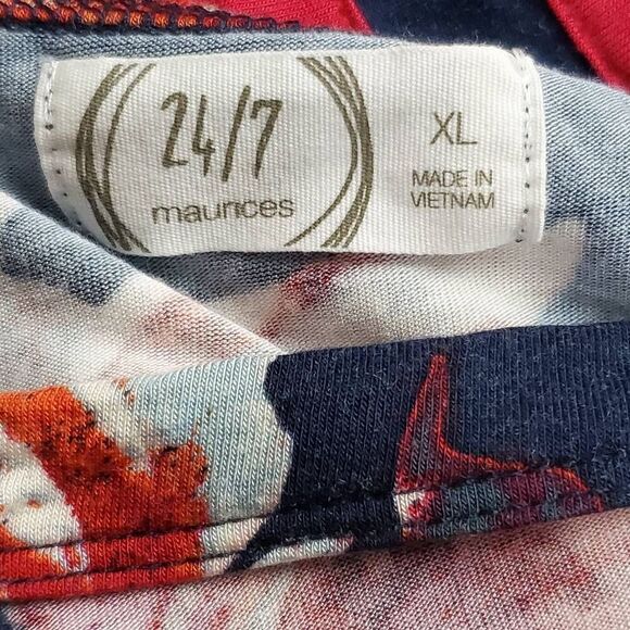 Maurices 24/7 XL Navy Floal Tunic - Picture 8 of 10